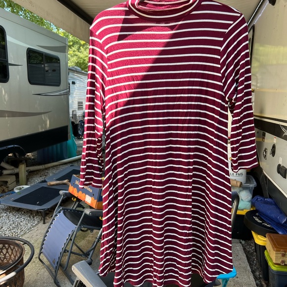 ZENNA PREMIUM Striped Dress - Picture 3 of 8